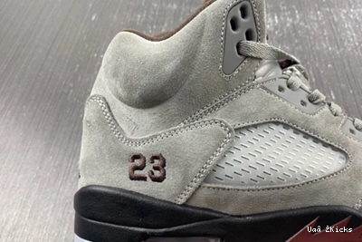 5 576 Maniére “Light Ma A FD1330-006 Lightweight Jordan x Bone” Air 0714